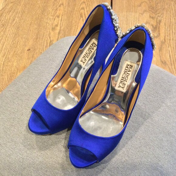 Badgley Mischka Women's Kiara Peep Toe Satin Platform High-Heel Pumps - Picture 6 of 11